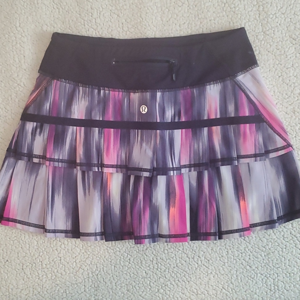 Lululemon Pace Setter Skirt, size 2